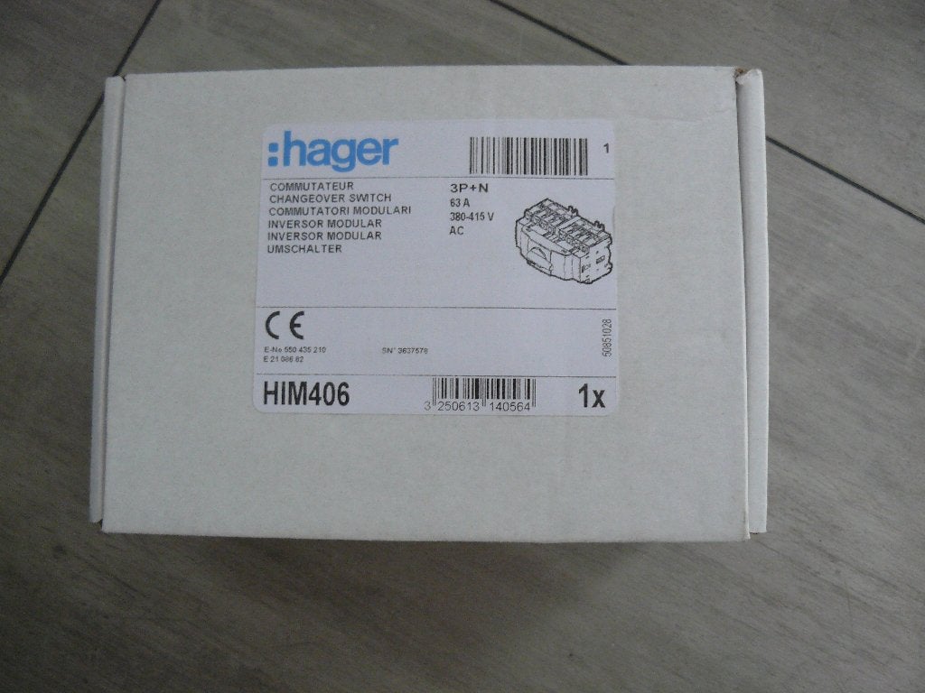 Hager Omkeerschakelaar - NIEUW, Ophalen of Verzenden, Nieuw, Hager, Schakelaar