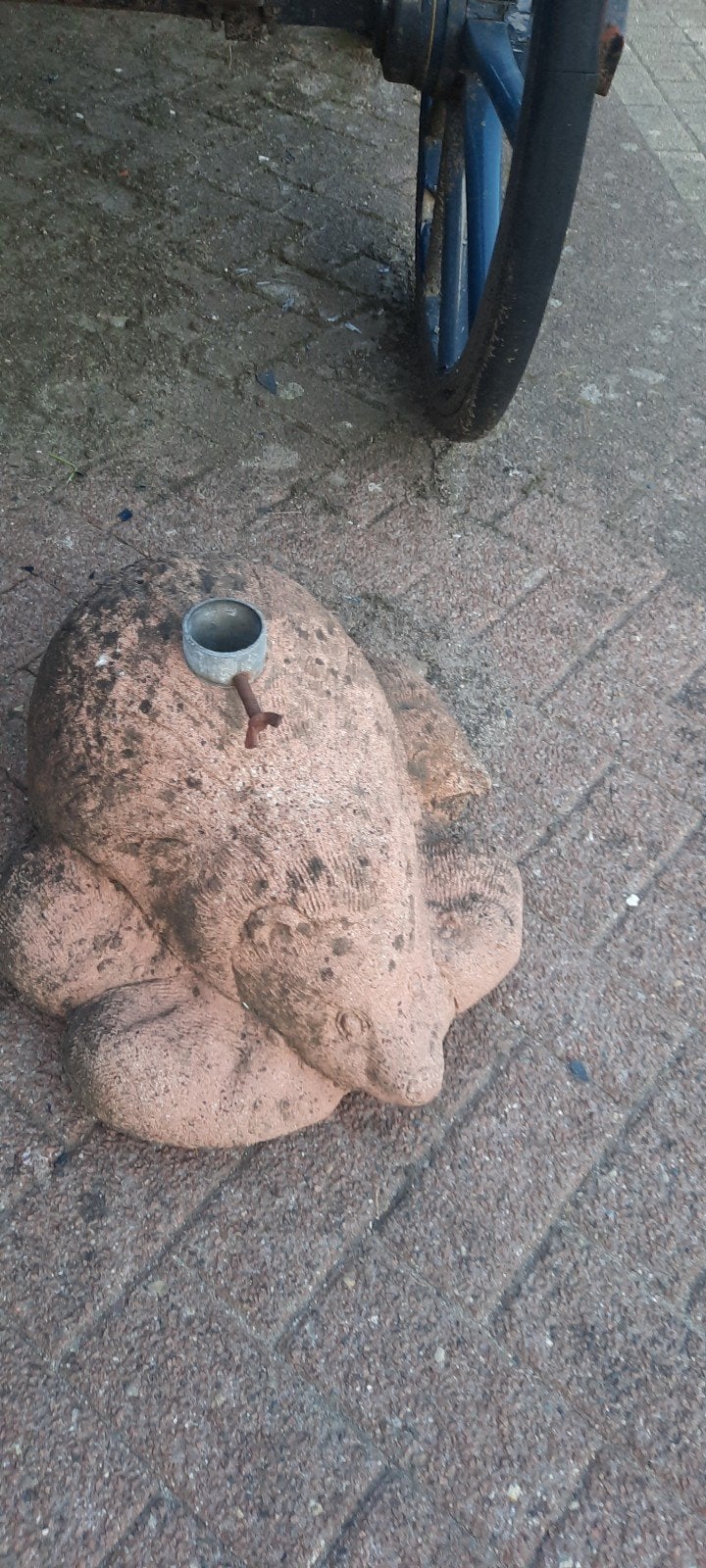 Parasolvoet in de vorm van een egel, Tuin en Terras, Ophalen, Gebruikt, Minder dan 1 meter, Parasolvoet