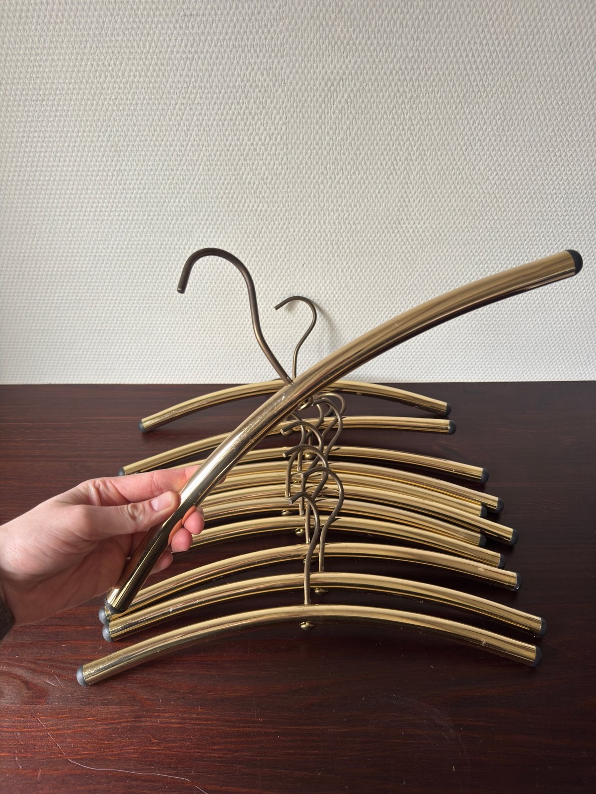 12 Vintage Messing Koperen Kledinghangers, Kledinghaakjes, Ophalen of Verzenden, Gebruikt, Metaal, Volwassenen