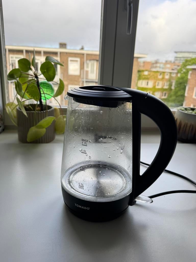 Waterkoker, 1 tot 2 liter, Ophalen, Zo goed als nieuw