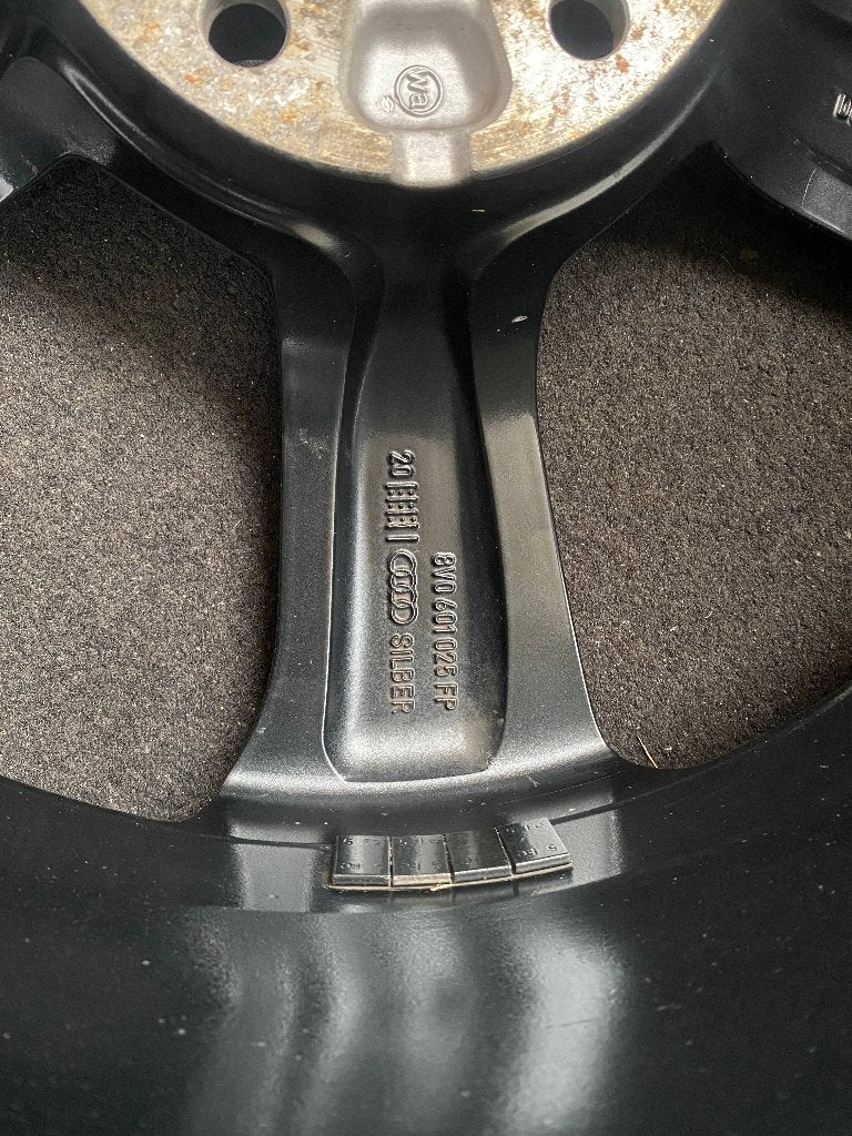 Foto 9 van Audi RS3 19 inch OEM rotor breedset velgen +zgan zomerbanden