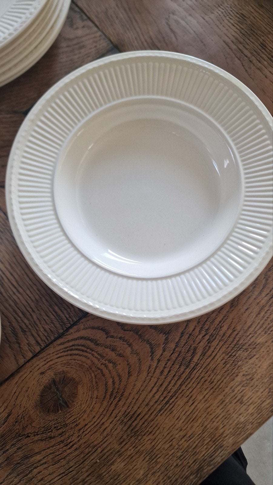 Wedgwood Edme diepe borden 23 cm, Ophalen of Verzenden, Zo goed als nieuw, Bord(en), Wedgwood