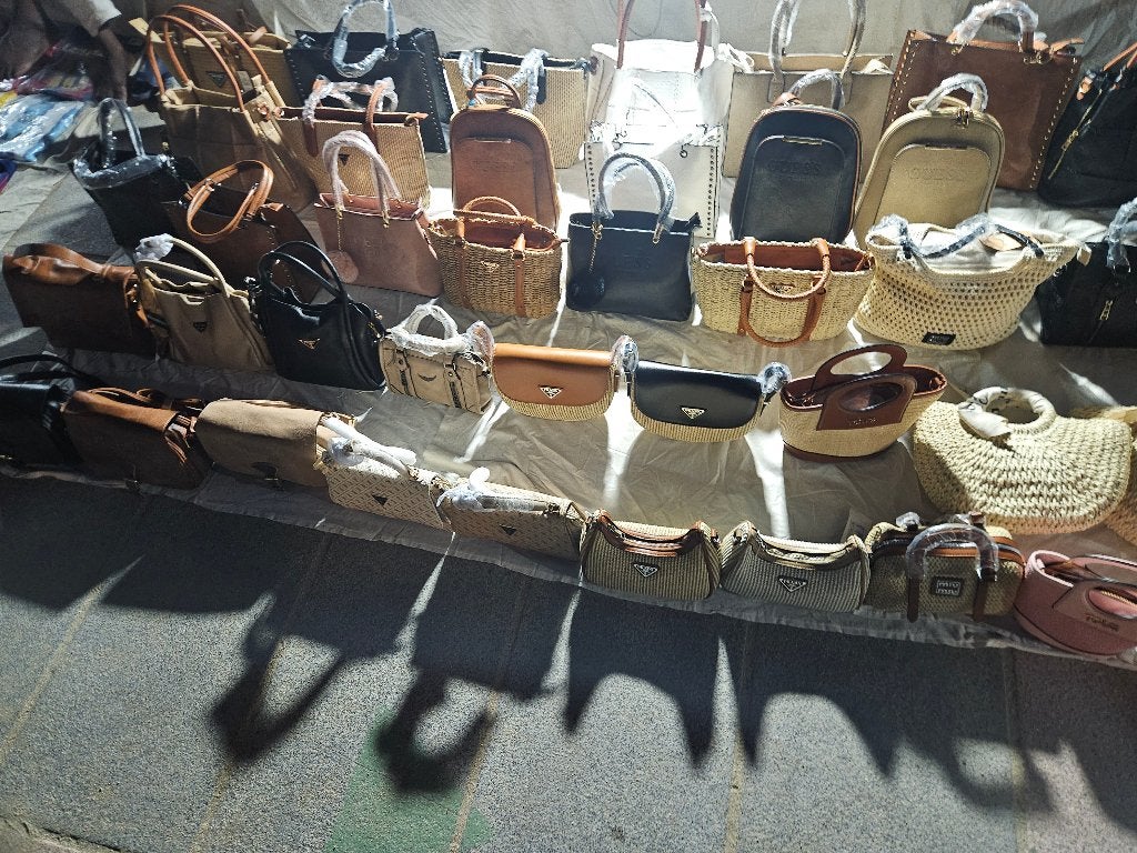 Diverse collectie handtassen en schoudertassen, Ophalen of Verzenden, Nieuw, Overige kleuren, Handtas