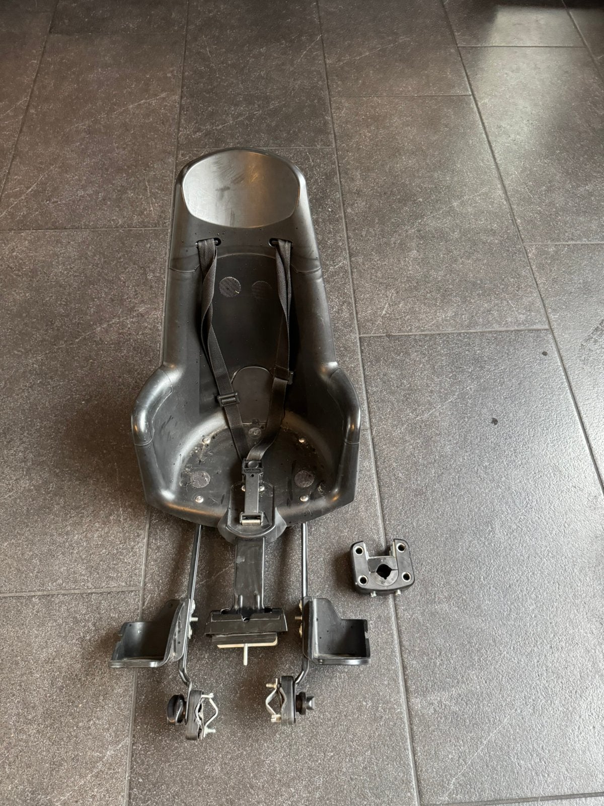 Zwart Bobike kinderzitje achter, Ophalen, Achterzitje, Voetsteuntjes