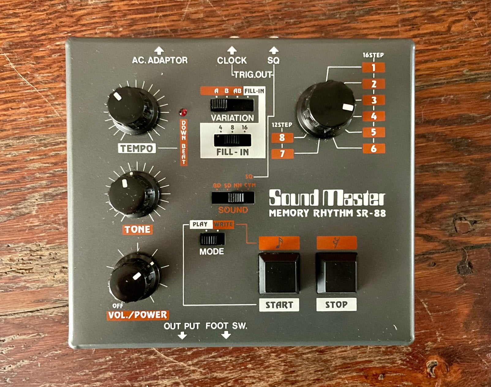 Sound Master memory rhythm SR-88, Muziek en Instrumenten, Ophalen of Verzenden, Zo goed als nieuw, Overige merken