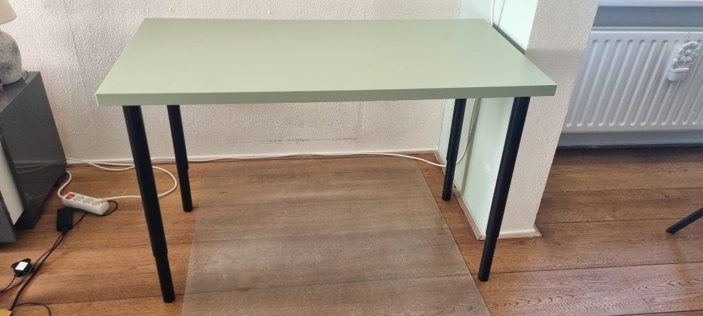 IKEA bureau 120x60 cm – lichtgroen, Huis en Inrichting, Bureaus, Ophalen, Groen, Gebruikt, 120 cm