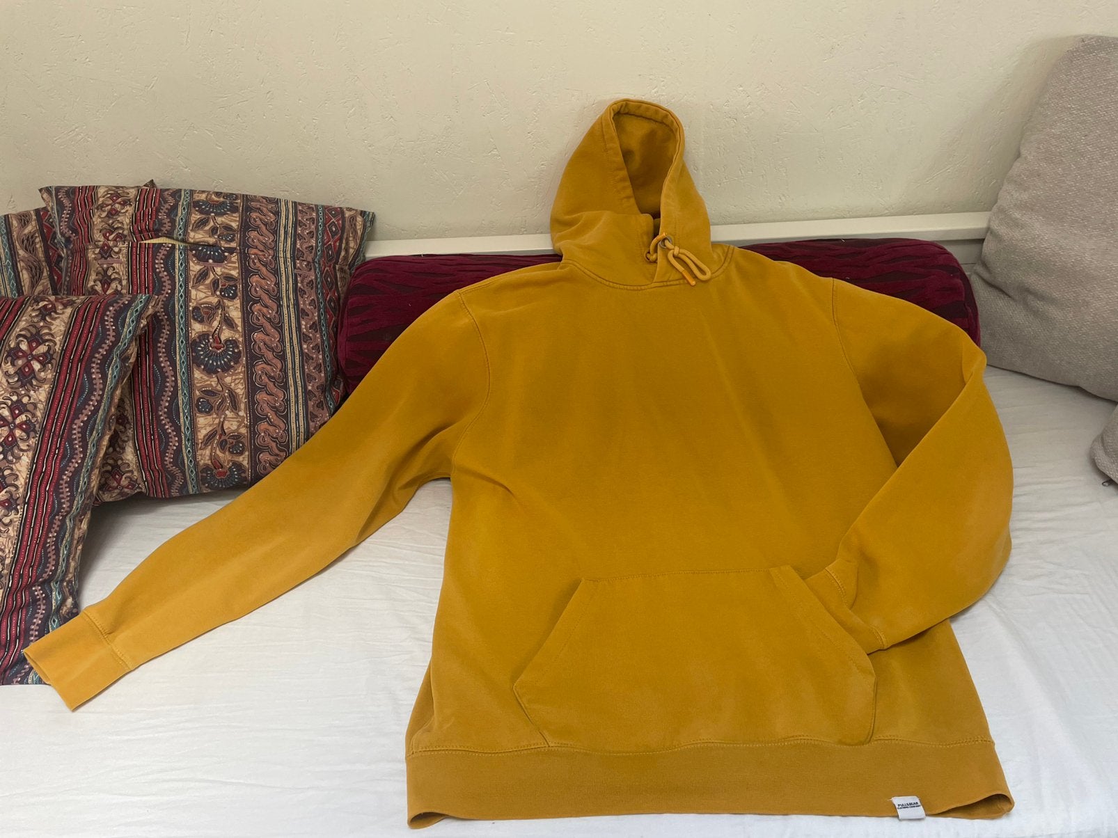 Hoodie Pull & Bear, XL, okergeel, Geel, Maat 56/58 (XL), Ophalen of Verzenden, Gedragen