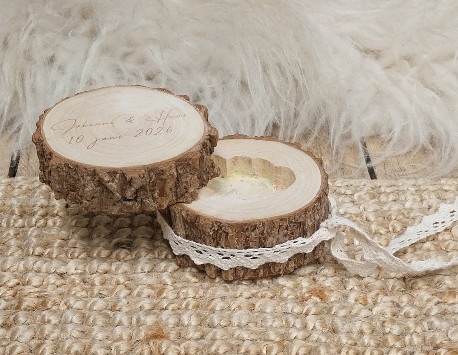 Gepersonaliseerde boomstam houten ringendoosje voor bruiloft, Hout, Nieuw, Ophalen of Verzenden, Landelijk