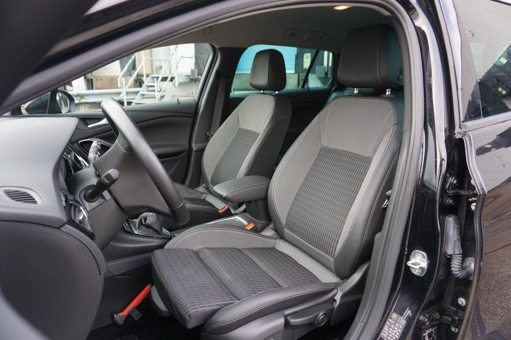 Opel Astra Sports Tourer 1.2 Elegance, Auto's, Voorwielaandrijving, Stof, 1199 cc, Origineel Nederlands