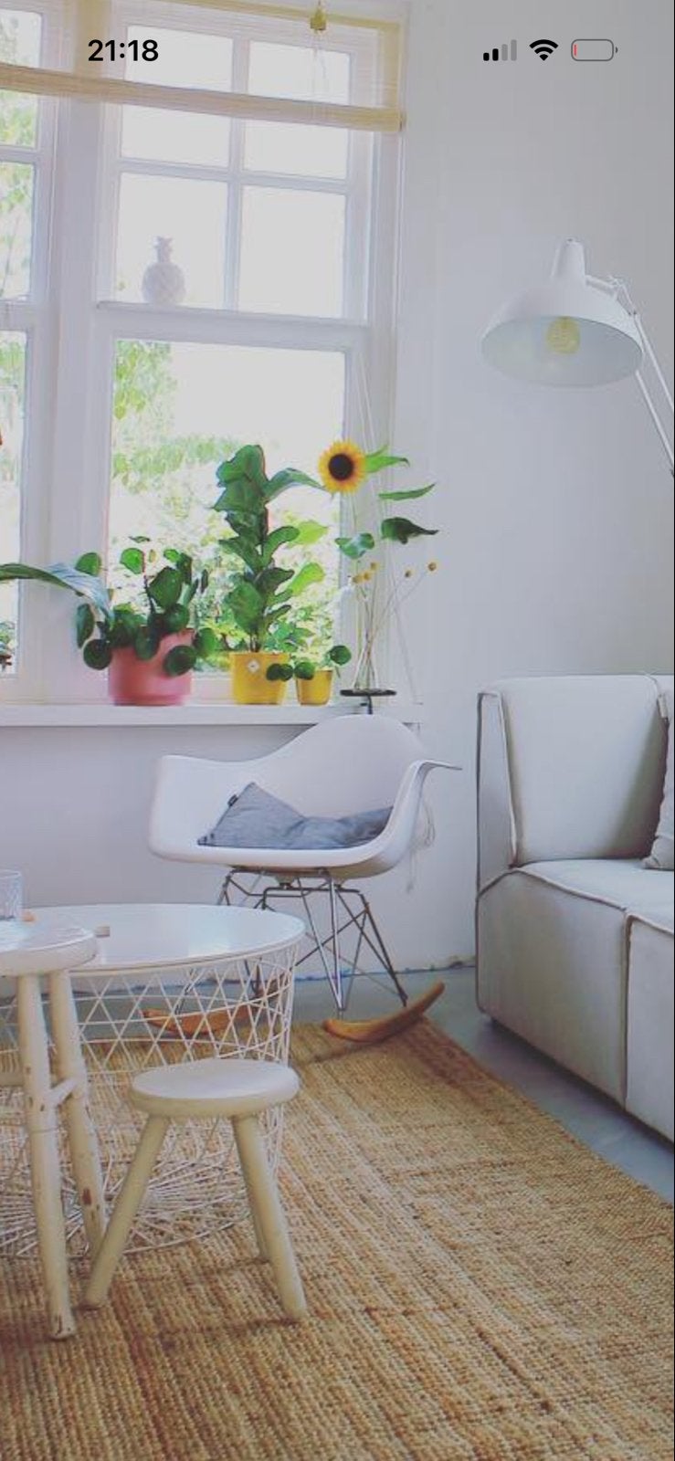 Moderne witte schommelstoel, Huis en Inrichting, Stoelen, Ophalen, Kunststof, Wit, Zo goed als nieuw