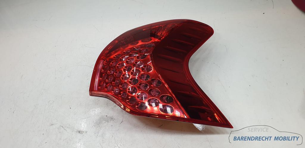 LED achterlicht rechts Peugeot 3008 9683460780 passagierskan, Taurusavenue 1
2132 LS  Hoofddorp, NL, Gebruikt, Contact.group@renault.com