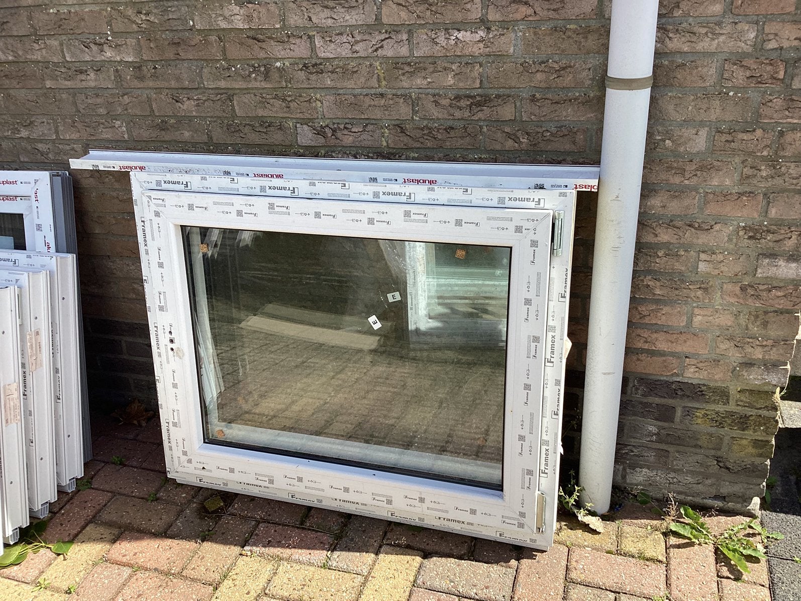 Kunststof kozijnen 80 h x 100 bt. Draai kantel raam. Raam., Ophalen, Kunststof, Raamkozijn, Nieuw