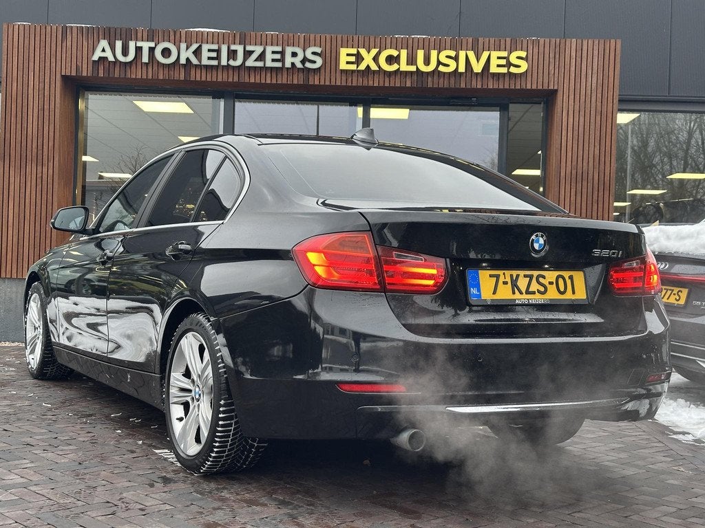 BMW 3-serie 320i EfficientDynamics Edition High Executive Xe, Auto's, BMW, Achterwielaandrijving, Gebruikt, 4 cilinders, Zwart