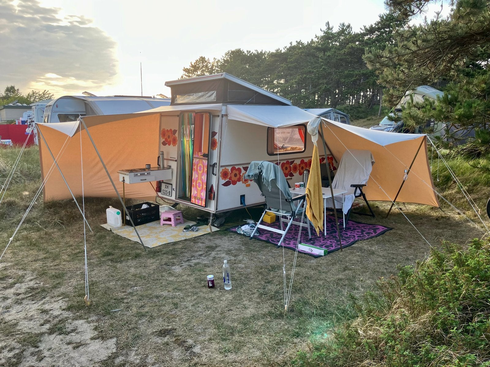Unieke Kip Kompakt KK 300 - Retro Stijl en Compact Gemak, Rondzit, Kip, Hefdak, Tot 4 meter