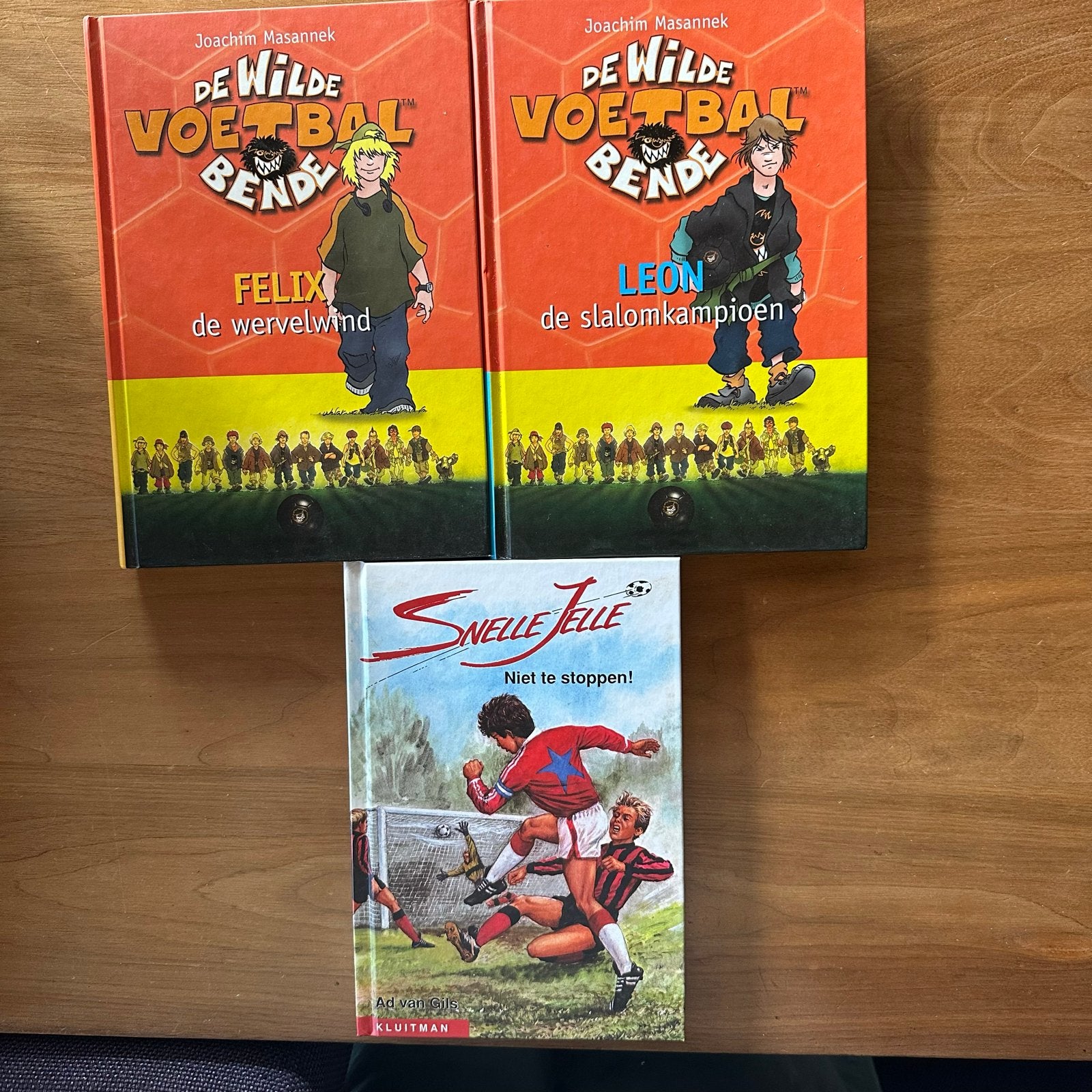 De Wilde Voetbalbende & Snelle Jelle boeken, Ophalen of Verzenden, Gelezen, Fictie algemeen