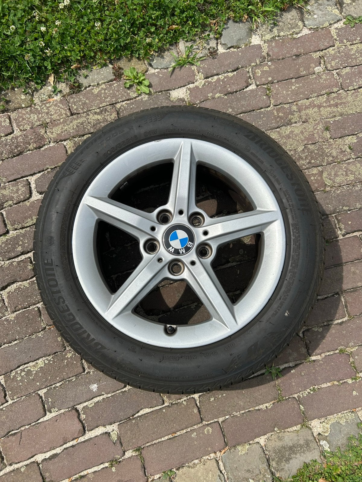 BMW 1-Serie 16 inch Wielset - Origineel, Ophalen, Gebruikt, 16 inch, Banden en Velgen