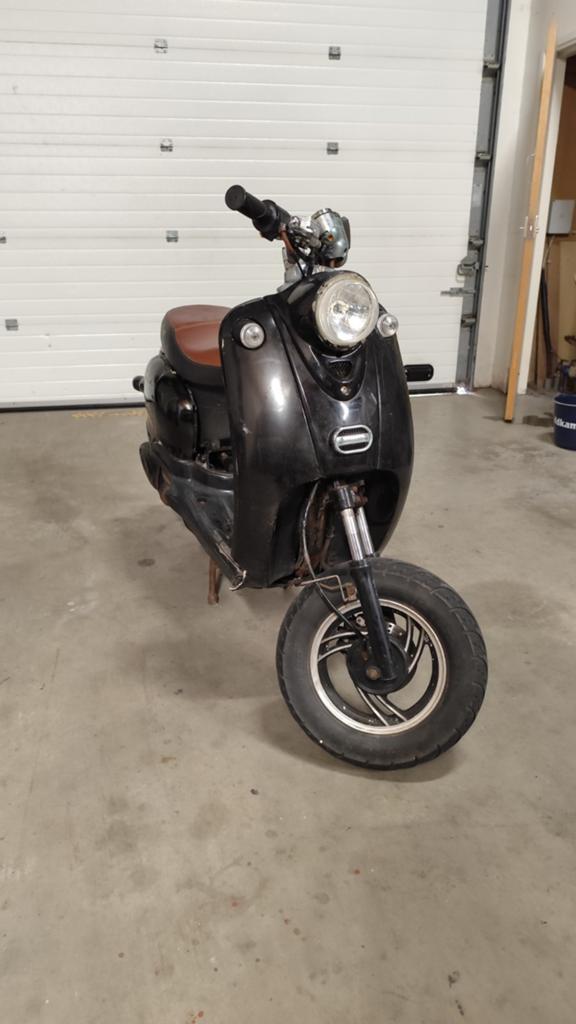 Iva Venti 50 60cc cilinder snorfiets - rijdend, Ophalen