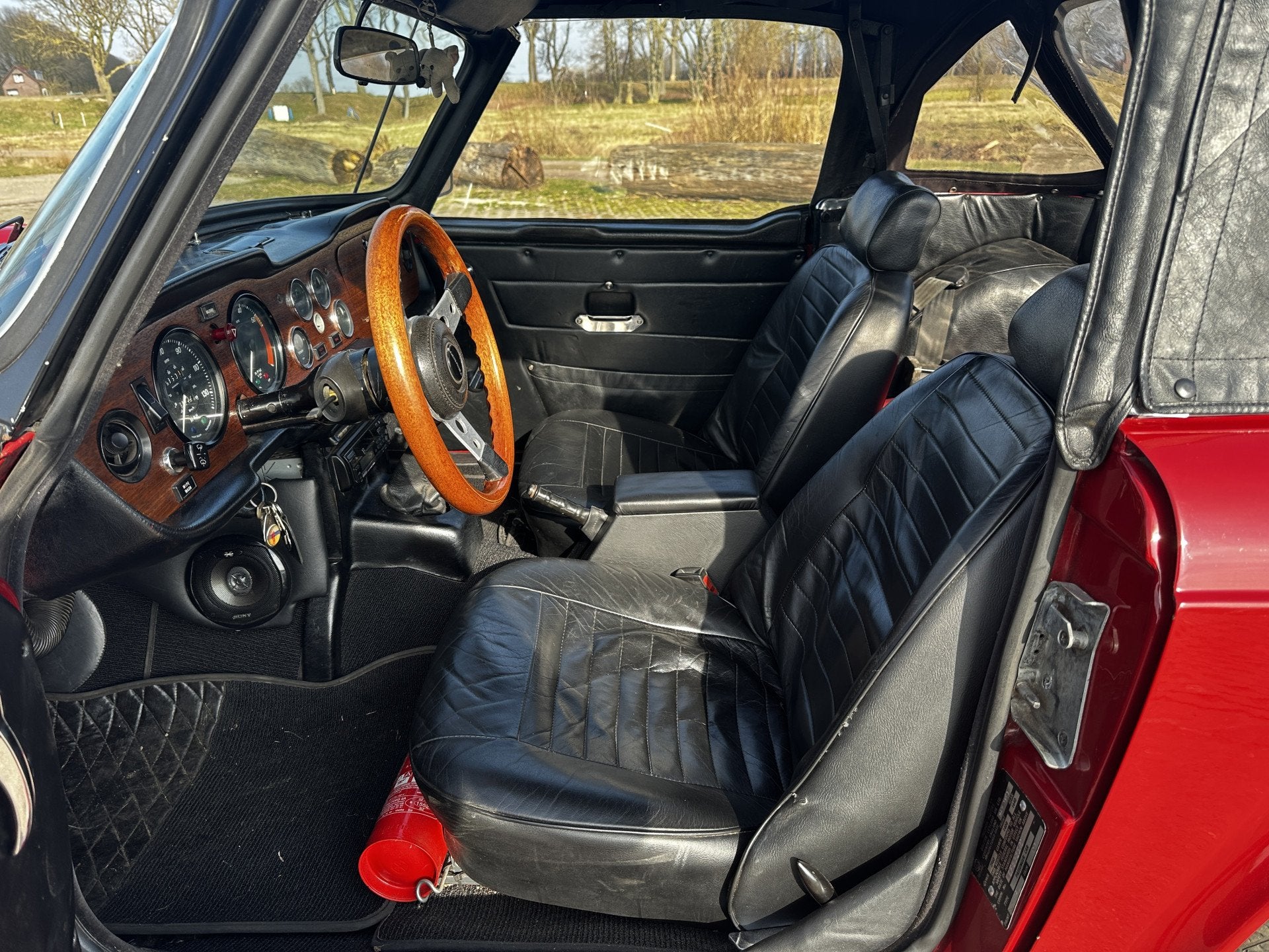 Triumph TR6 (bj 1973), foto 8