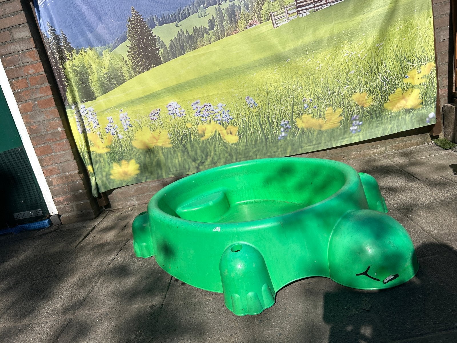 Groene plastic schildpad zandbak/zwembadje, Ophalen, Gebruikt