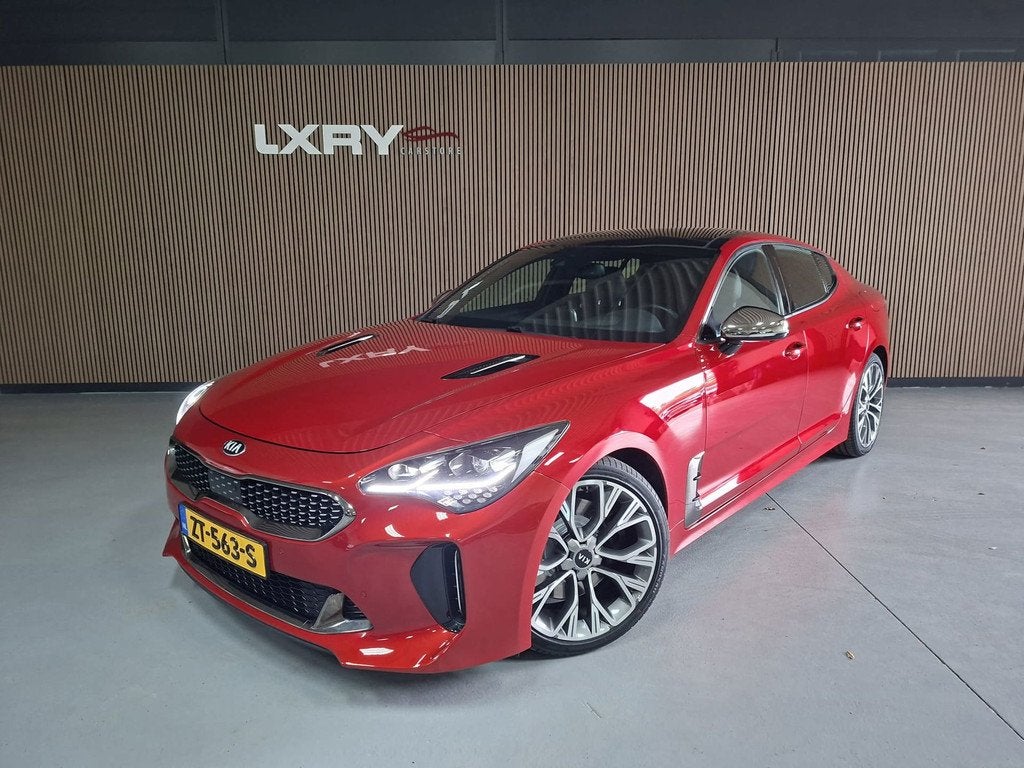 Kia Stinger 2.0 T-GDI GT-Line | Clima | Navi | Pano | Cruise, Auto's, Kia, Automaat, 1998 cc, Achterwielaandrijving, Gebruikt