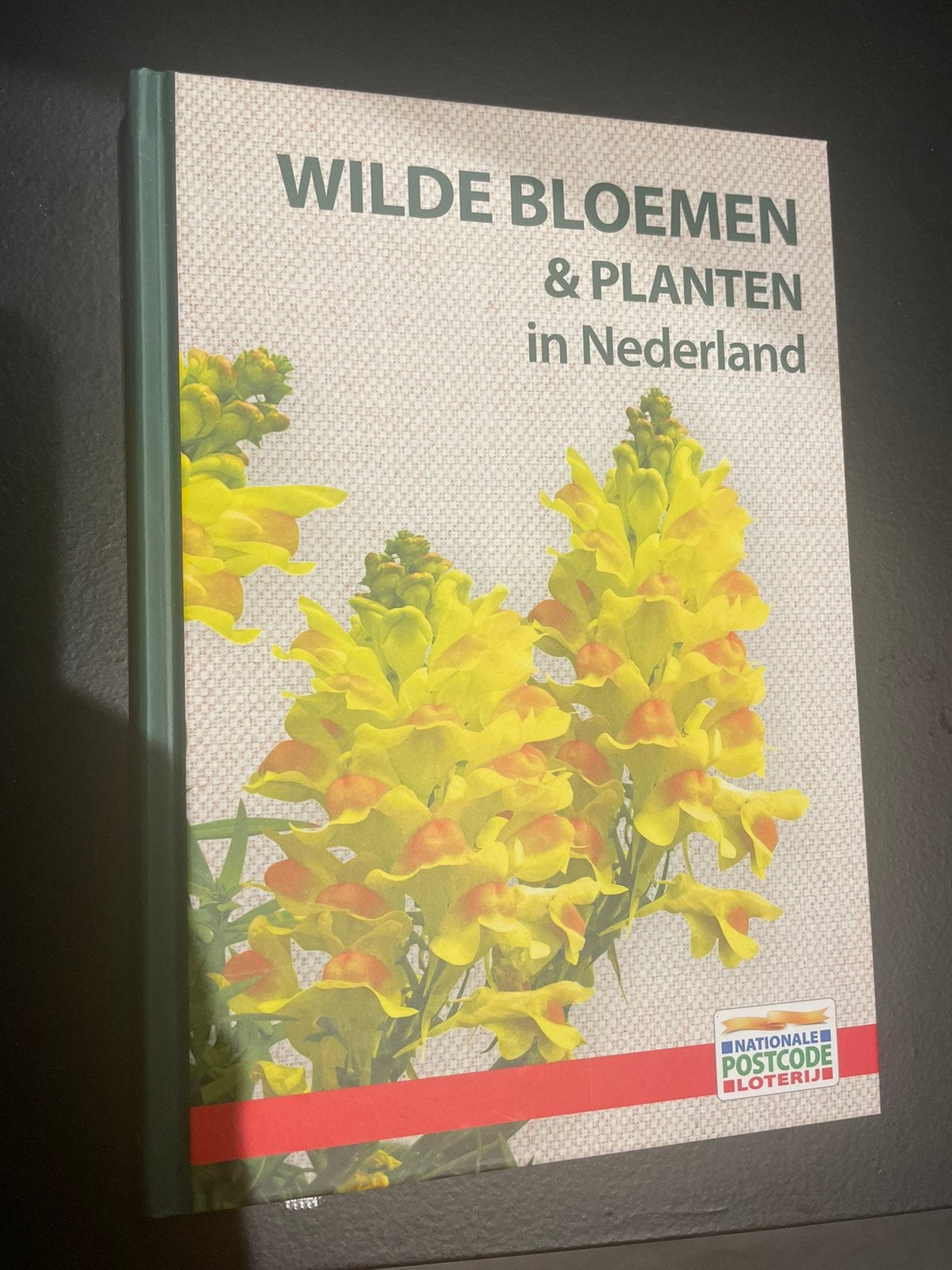 Wilde bloemen en planten in Nederland, Boeken, Natuur, Ophalen of Verzenden, Zo goed als nieuw, Bloemen, Planten en Bomen