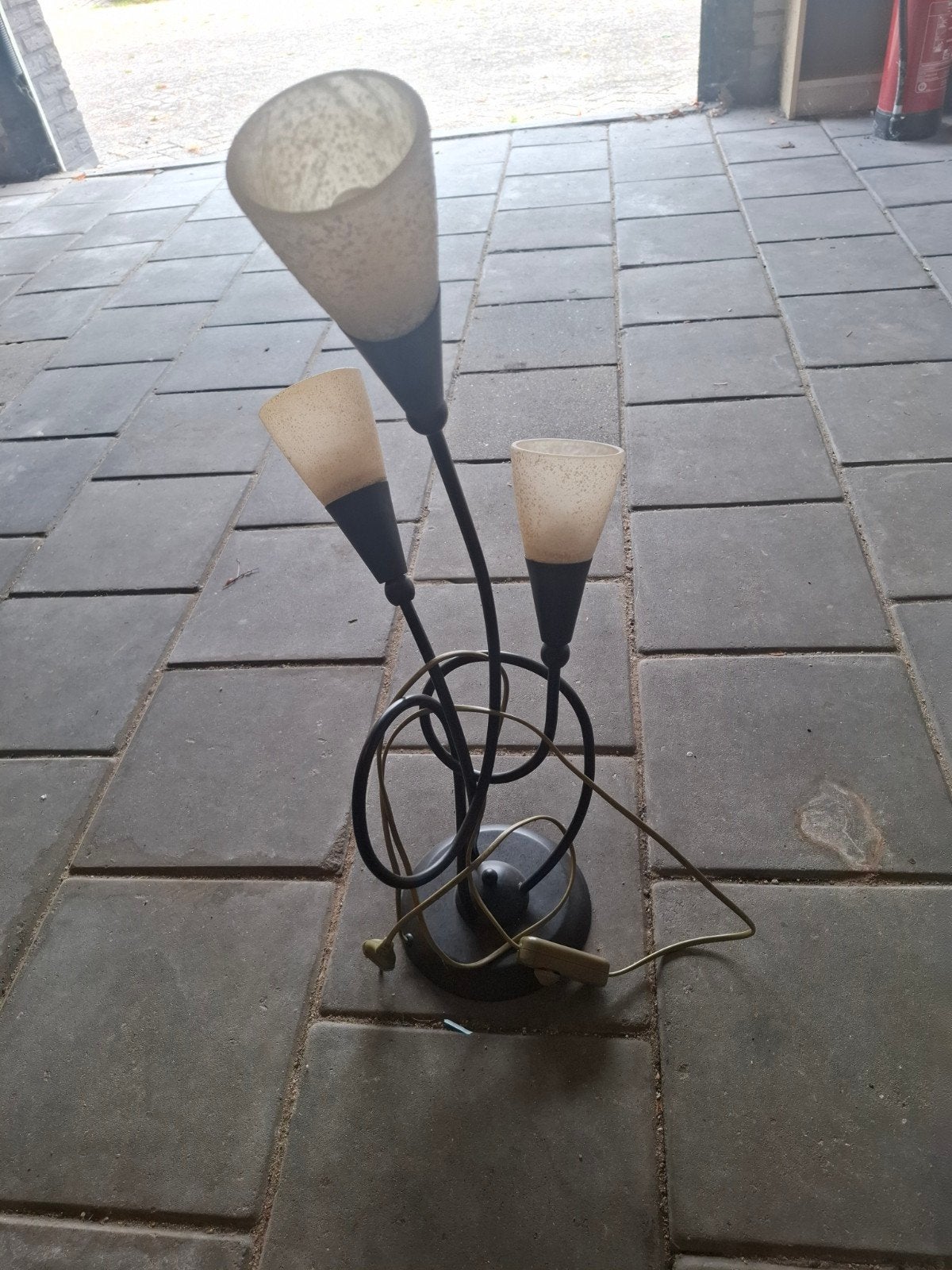 tafellamp met 3 kelken, Antiek en Kunst, Antiek | Lampen, Ophalen