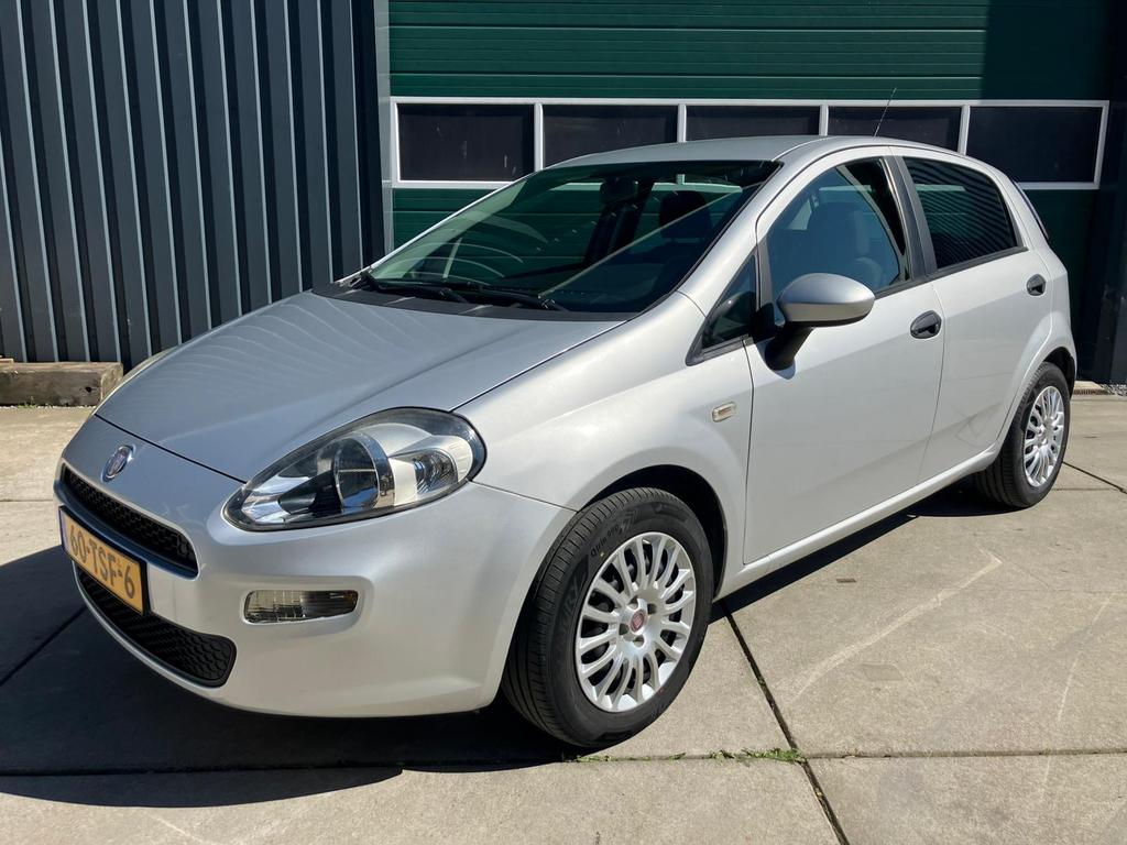 Fiat Punto 1.2 | 5DR 2012 Grijs | AIRCO/NAP/APK NIEUW, Voorwielaandrijving, 1005 kg, Stof, 40 €/maand