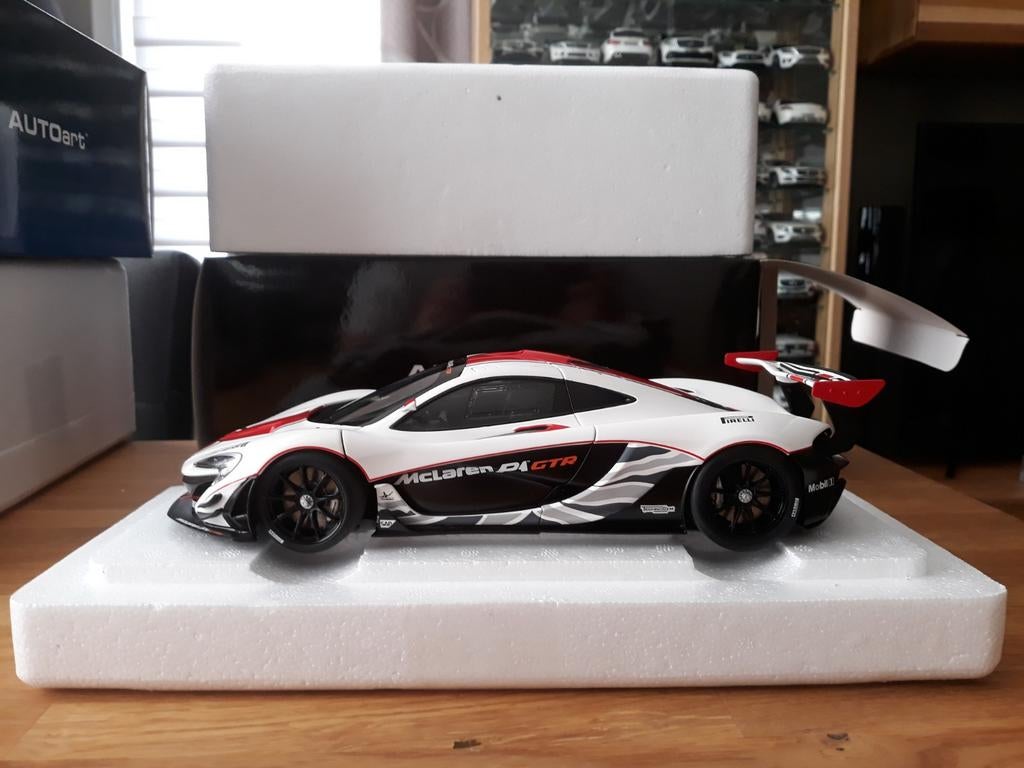 Autoart 81541 1/18 Mclaren P1 GTR WIT ZEER ZELDZAAM, Hobby en Vrije tijd, Modelauto's | 1:18, Ophalen of Verzenden, Nieuw, Auto