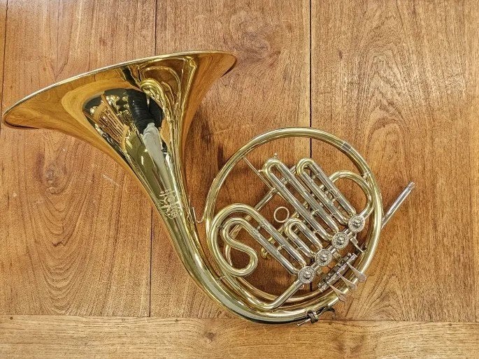 Meister Hans Hoyer mod. 704 Bb French Hoorn, Ophalen, Gebruikt, Bes-hoorn