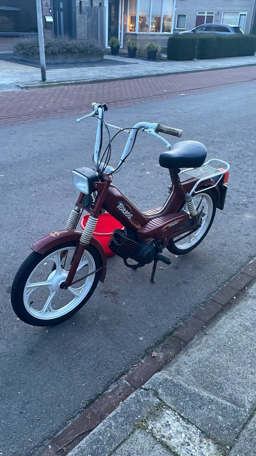 Tomos gezocht: opknapper met kenteken, Fietsen en Brommers, Brommers | Oldtimers, Ophalen of Verzenden