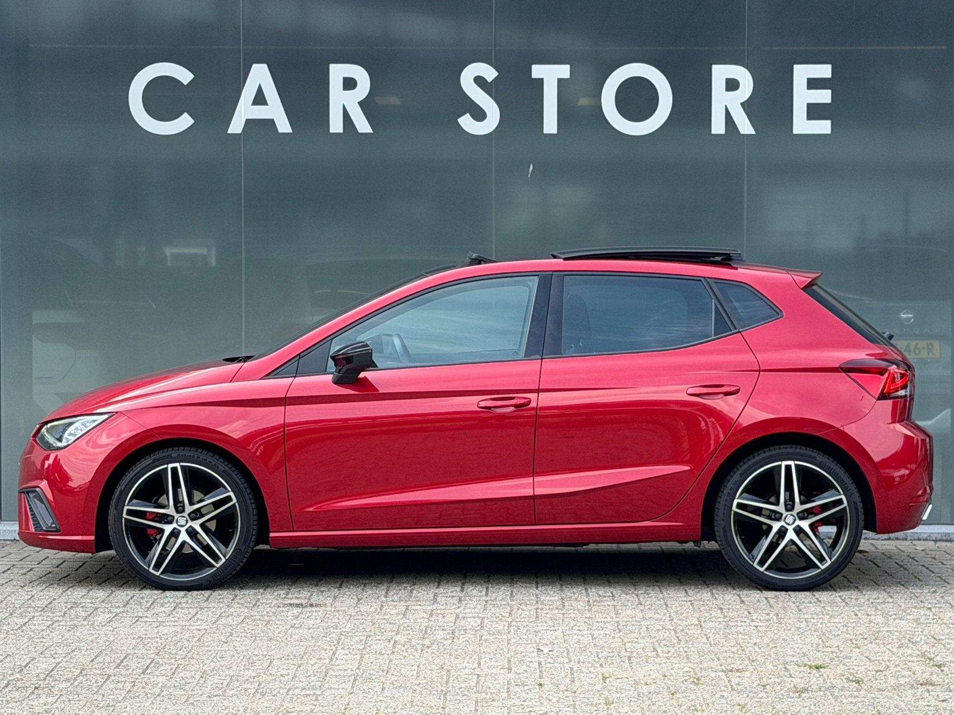 Seat Ibiza 1.0 TSI FR Pano LED Virtual Camera Beats Carplay, Gebruikt, 580 kg, 1072 kg, 116 pk