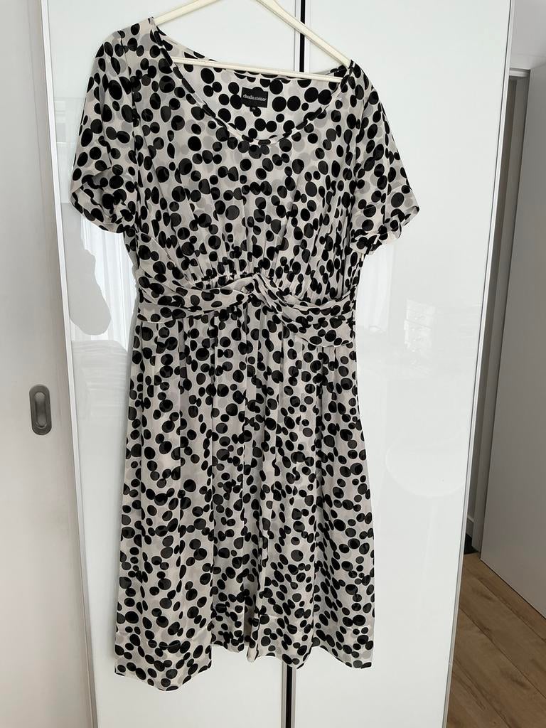 Mooie jurk van Claudia Sträter maat 44, Kleding | Dames, Jurken, Zo goed als nieuw, Maat 42/44 (L), Knielengte, Ophalen of Verzenden