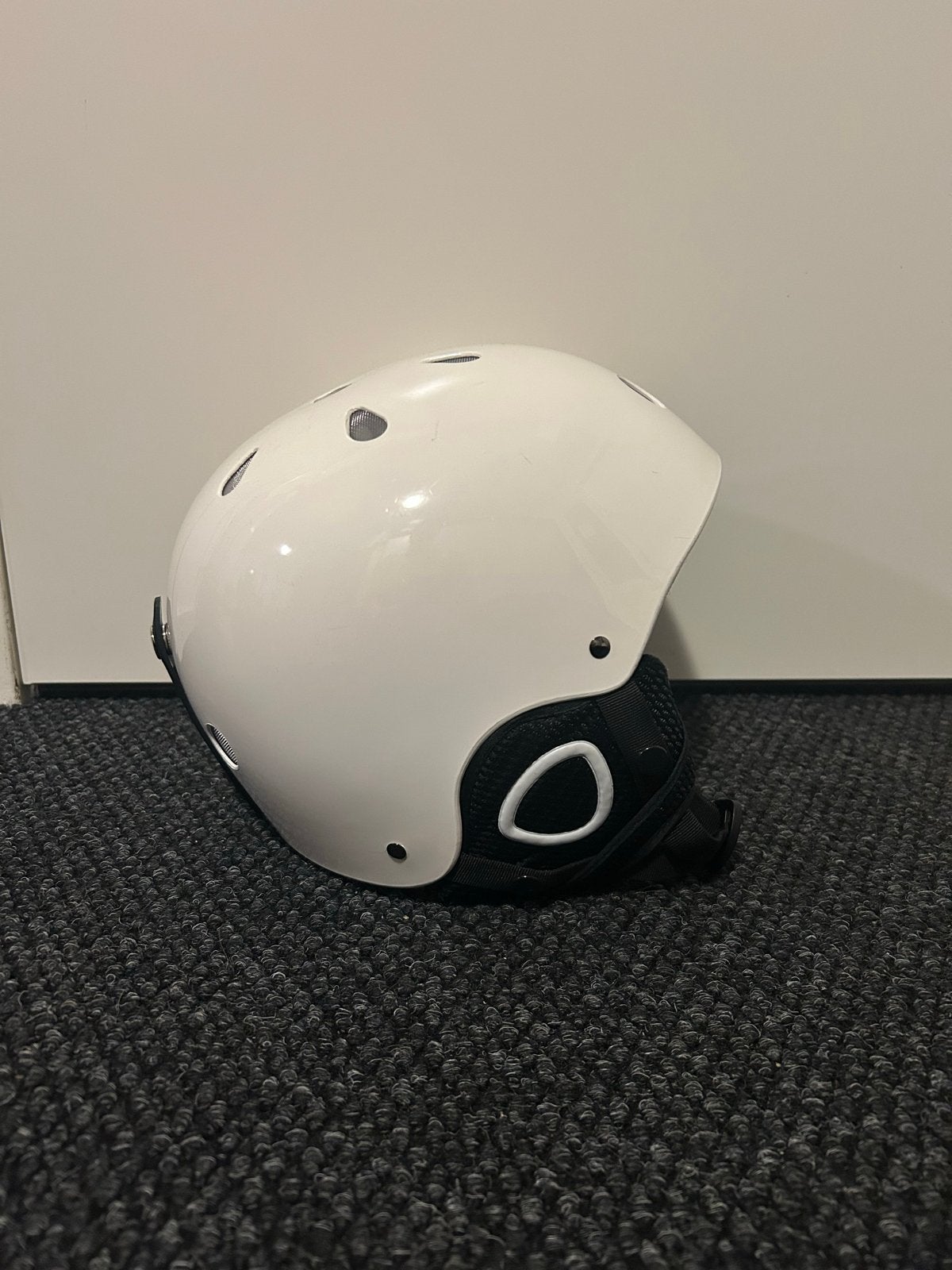 Witte skihelm met skibril - Maat S (48/54), Sport en Fitness, Skiën en Langlaufen, Gebruikt, Overige typen, Skiën, Minder dan 100 cm