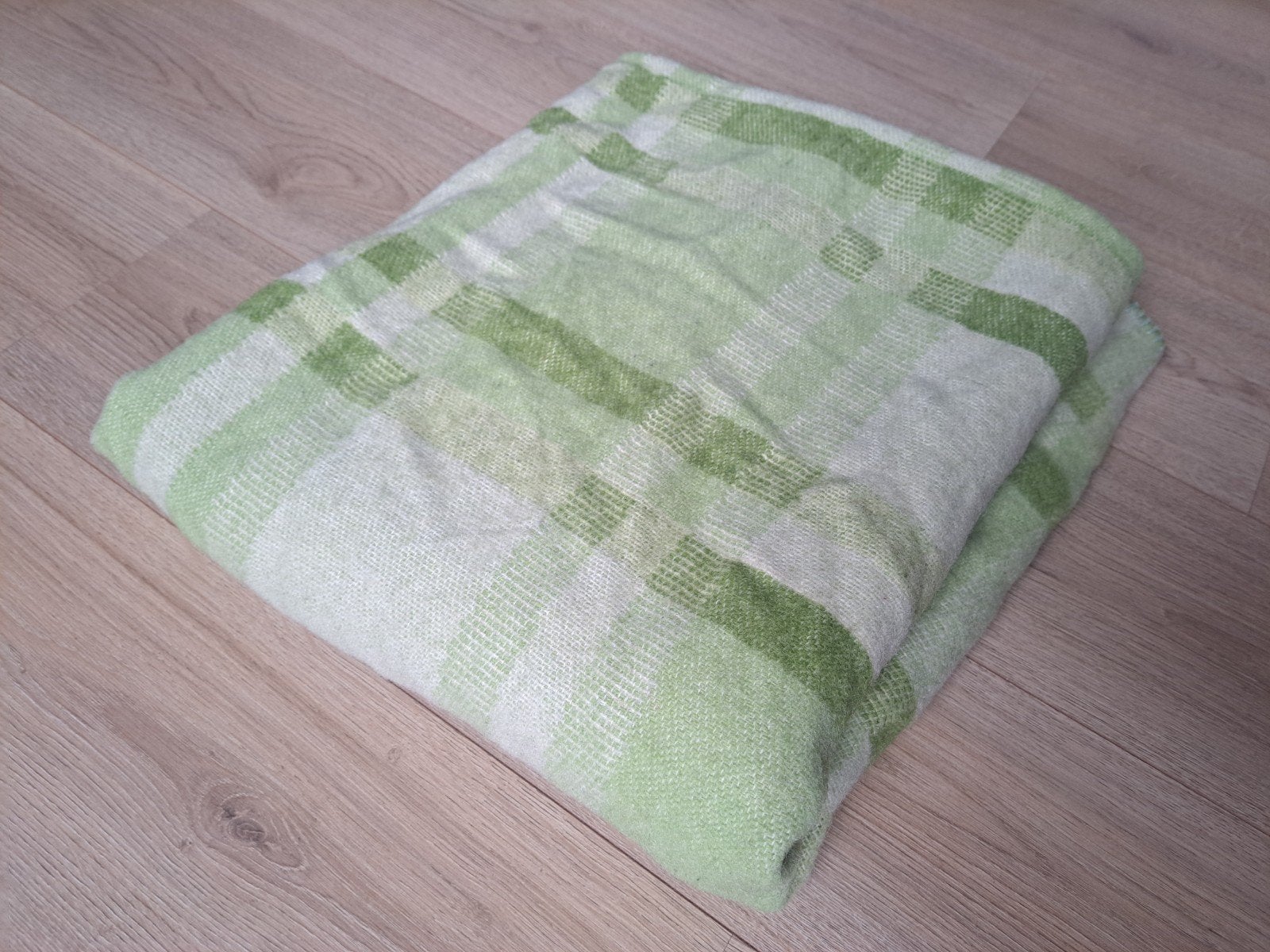 Wollen plaid - Groen geruit, Huis en Inrichting, Gebruikt, Wol, Ophalen of Verzenden, Plaid