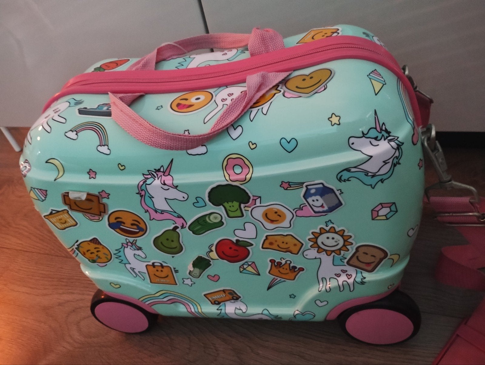 Leuke kinderkoffer met eenhoorns en wieltjes, Minder dan 40 cm, Minder dan 35 cm, Roze, Wieltjes
