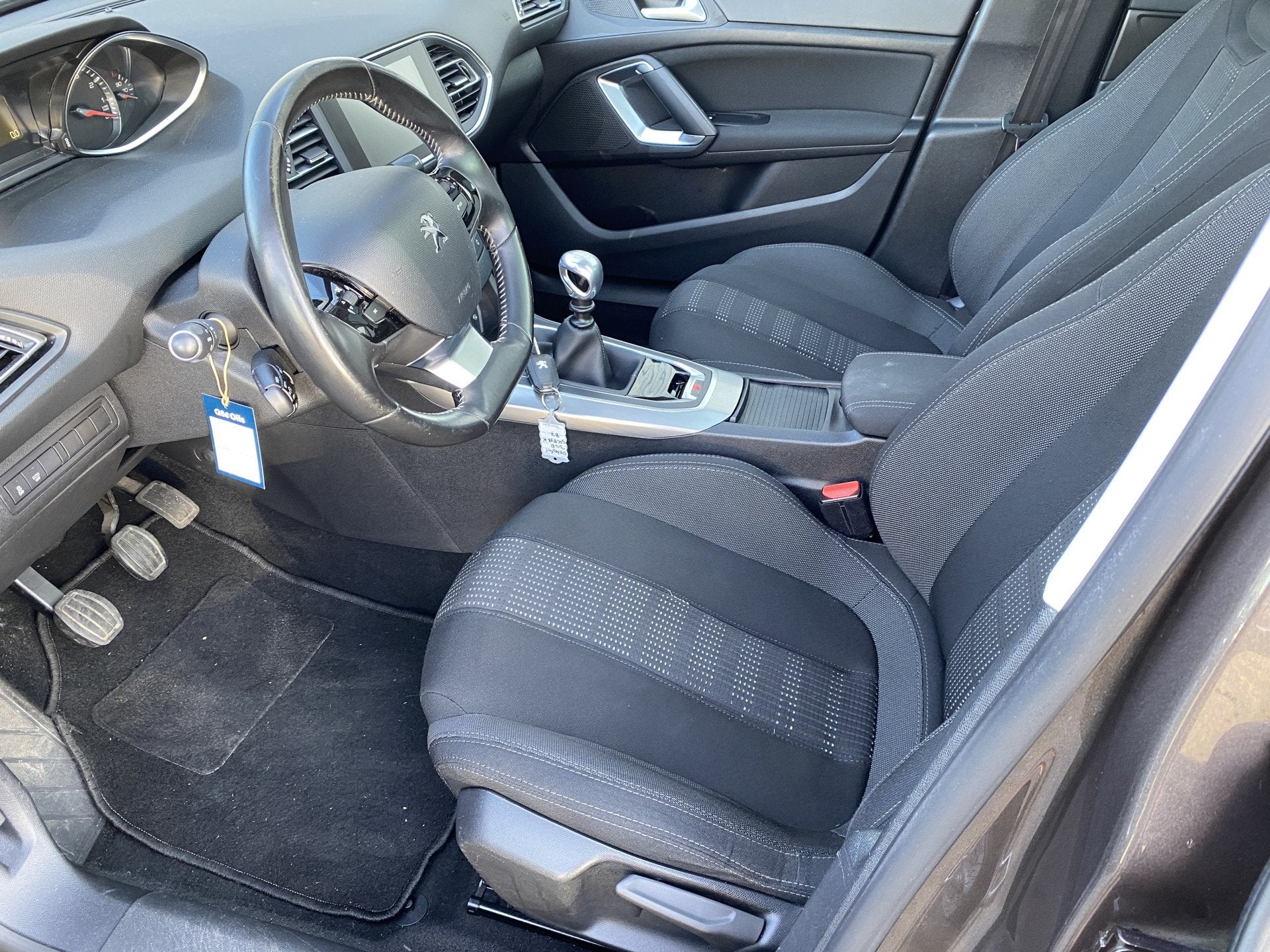 Peugeot 308 SW 1.2 PureTech Blue Lease Premium Clima, CC, PD, Stof, Gebruikt, Euro 6, 1165 kg
