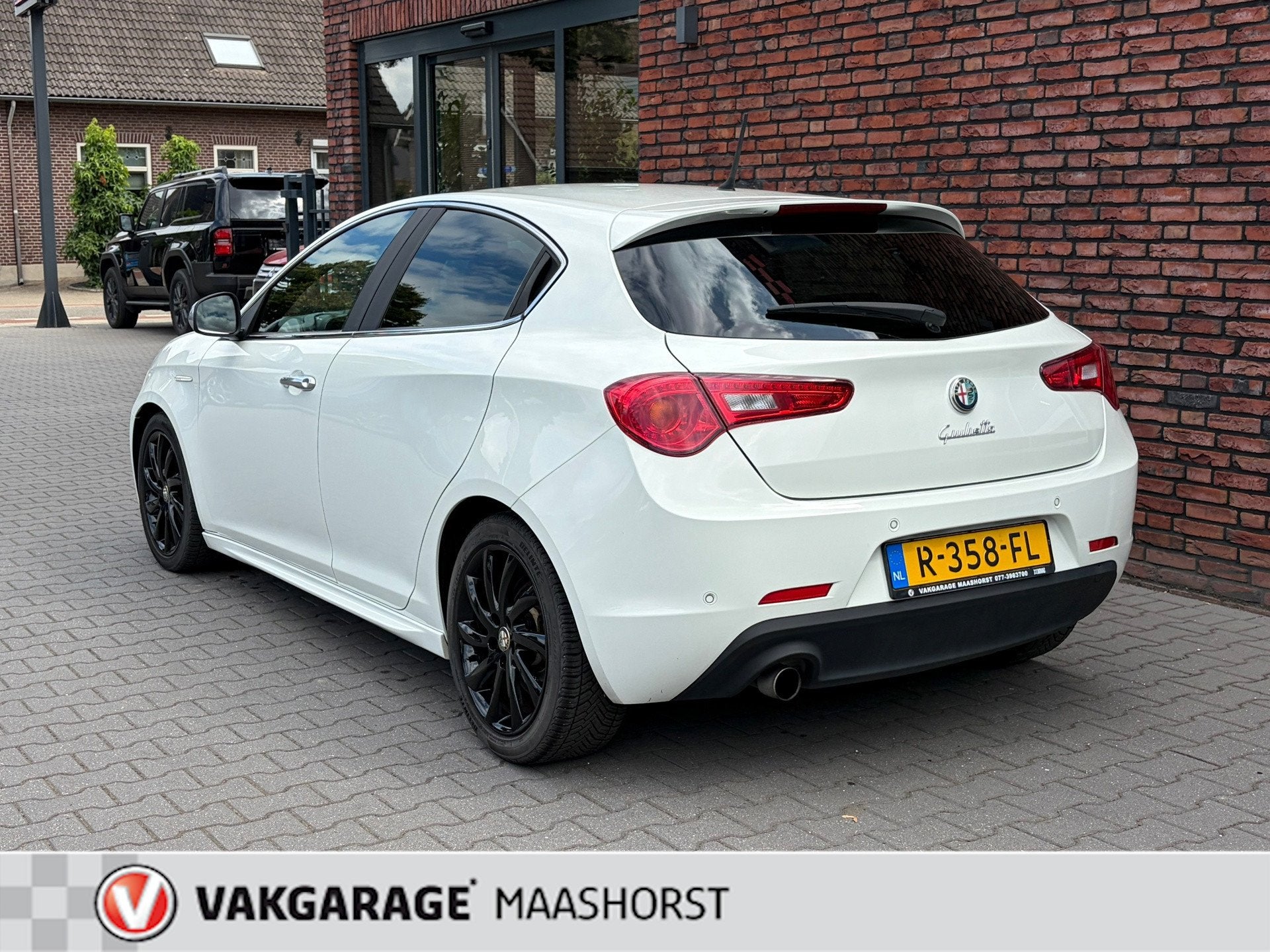 Alfa Romeo Giulietta 1.4 T Distinctive ClimateControl/Airco/, Auto's, Voorwielaandrijving, Euro 5, Stof, Gebruikt