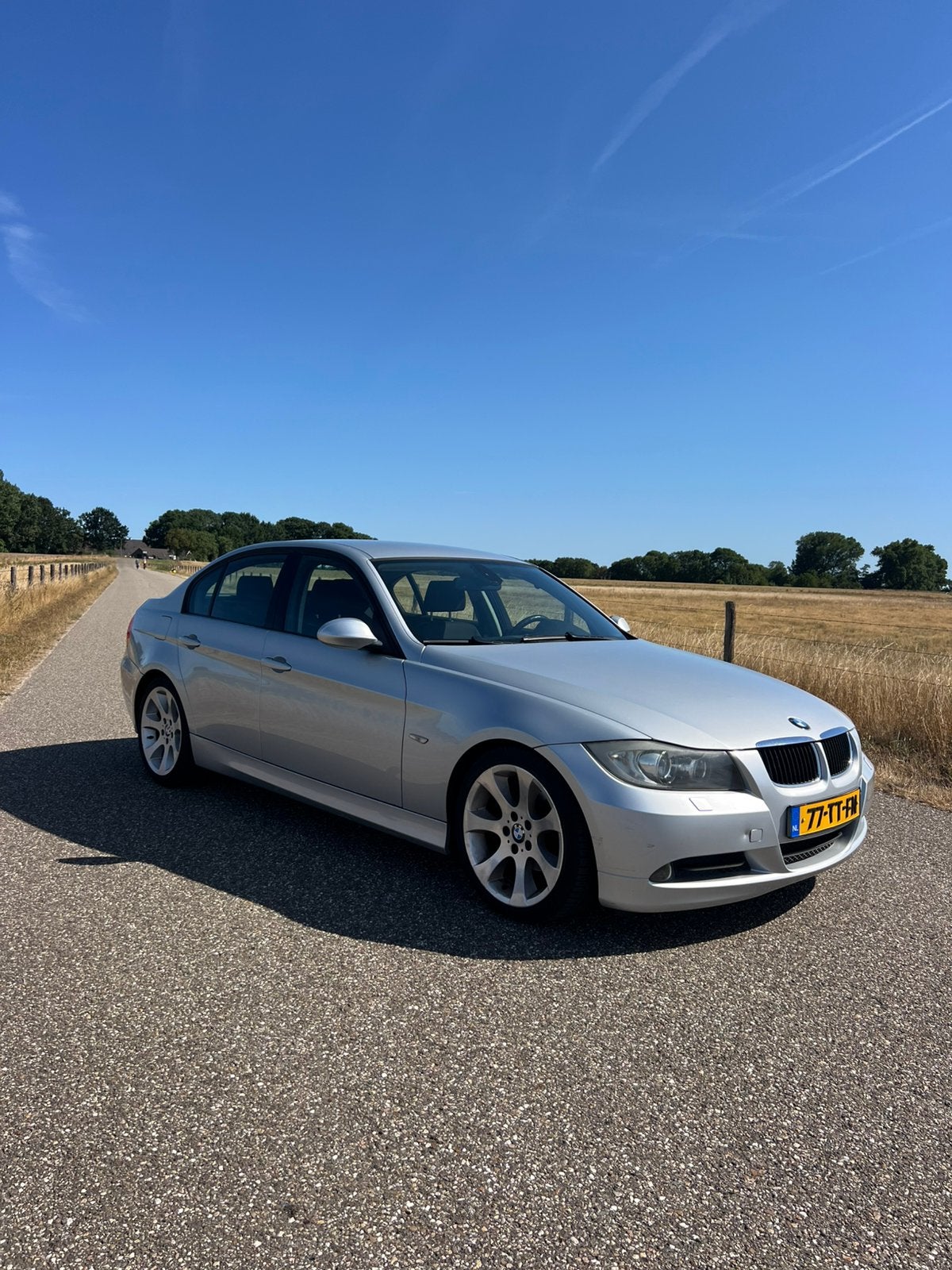 BMW 3-Serie 2.0 I 320 2007 Grijs, Achterwielaandrijving, 1995 cc, Zwart, 4 cilinders