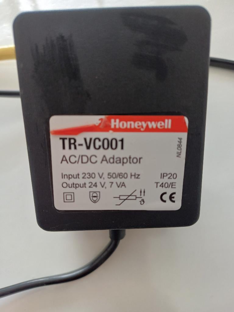 Honeywell Home TR-VC001 24v trafo adapter voedingsadapter, Doe-het-zelf en Verbouw, Verwarming en Radiatoren, Gebruikt, Minder dan 30 cm