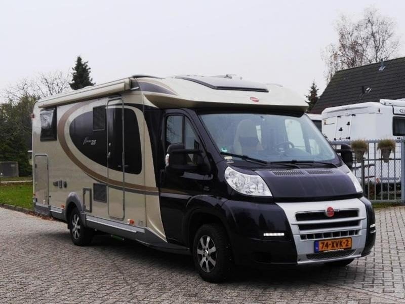 burstner nexxo25, Particulier, Tot en met 4, Half-integraal