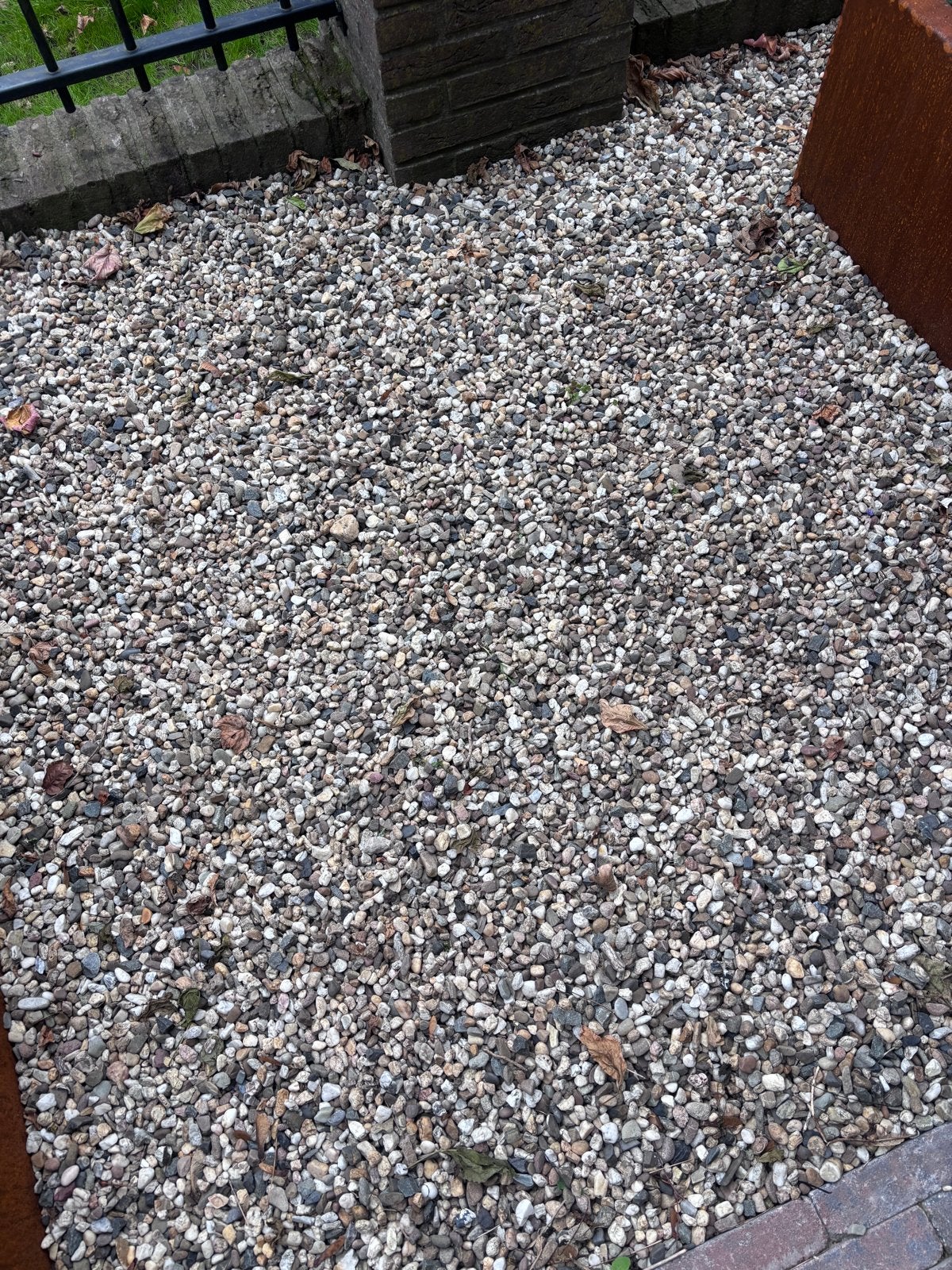 Grind uit tuin na renovatie - gratis af te halen, Ophalen, Gebruikt, Grijs, Grind