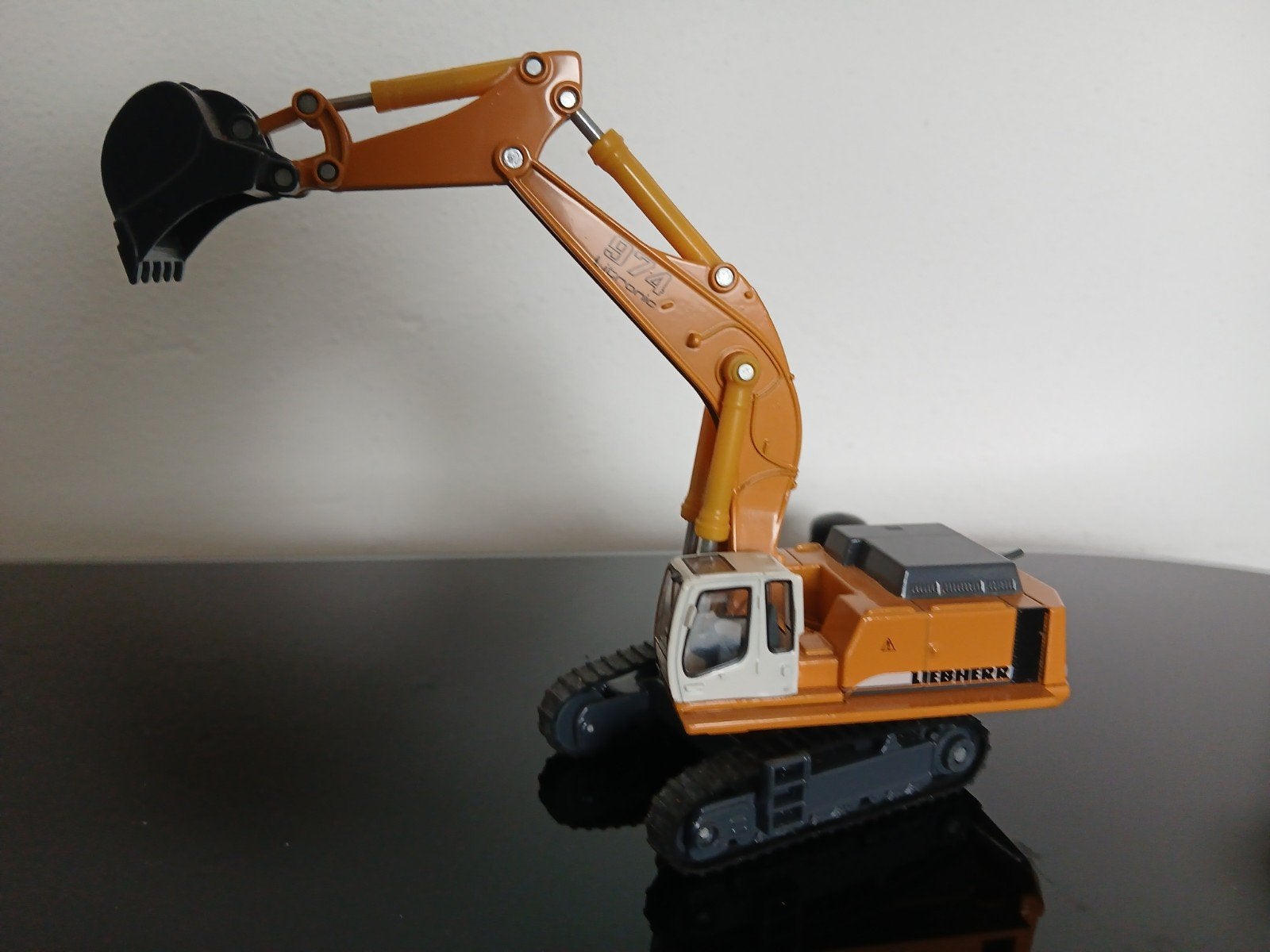 Liebherr 974 model graafmachine, Ophalen of Verzenden, Zo goed als nieuw, Hijskraan, Tractor of Landbouw