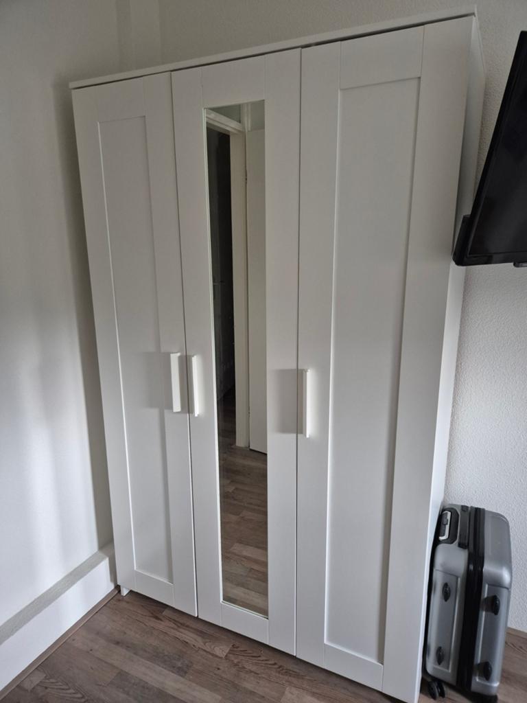 Ikea Brimnes kast, Huis en Inrichting, Kasten | Kledingkasten, Zo goed als nieuw, 150 tot 200 cm, 100 tot 150 cm, 25 tot 50 cm