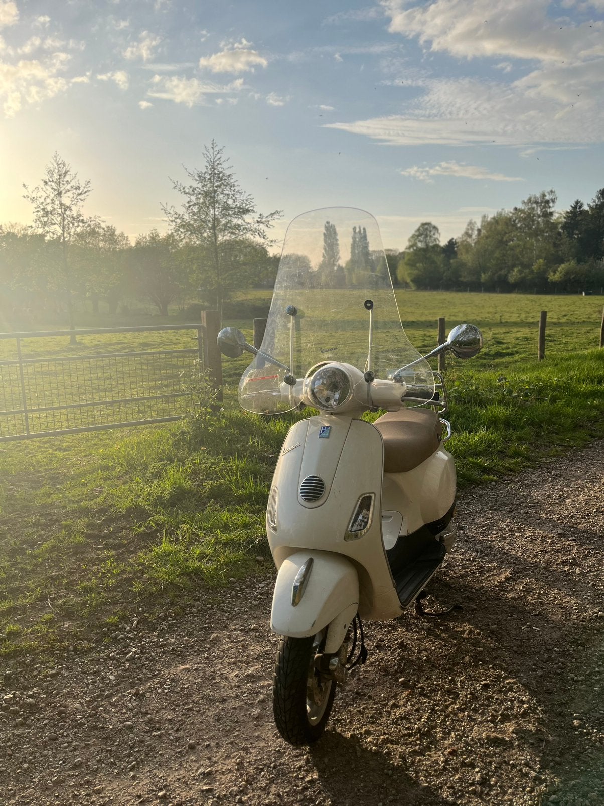 Vespa scooter, Fietsen en Brommers, Ophalen, Zo goed als nieuw, Benzine