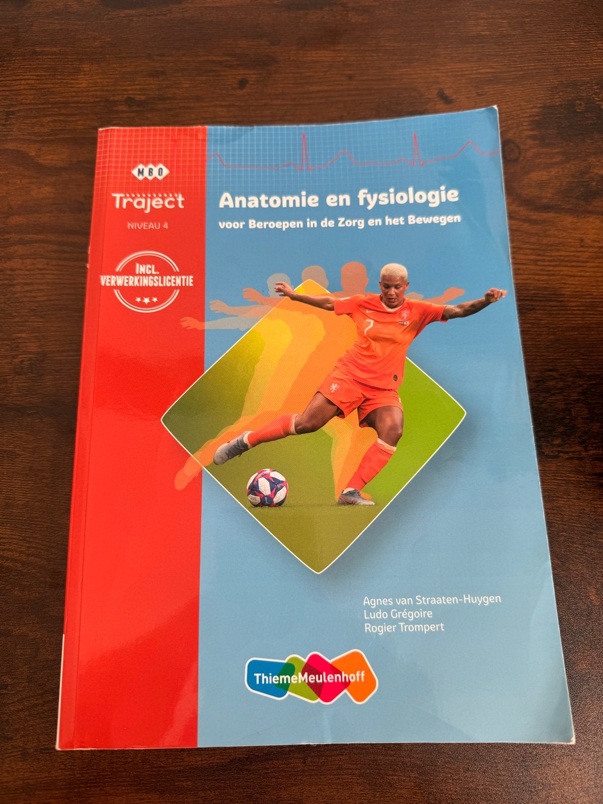Traject Anatomie en Fysiologie boek  MBO Niveau 4, Ophalen of Verzenden, Beta, Zo goed als nieuw, MBO