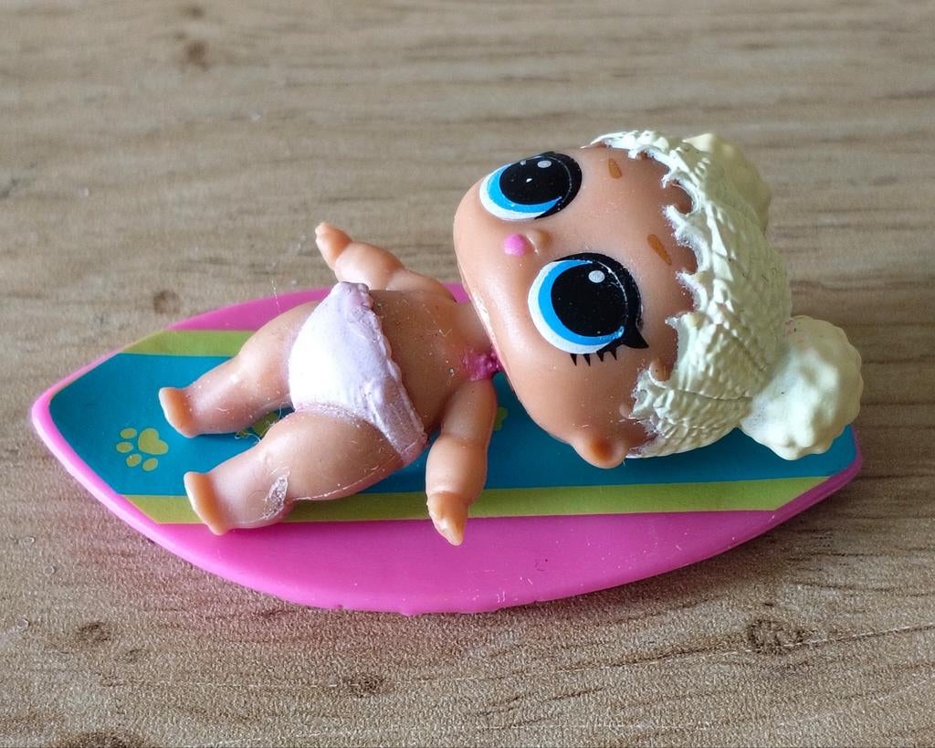 LOL SURPRISE POPPETJE MET SURFPLANK, Verzenden, Zo goed als nieuw