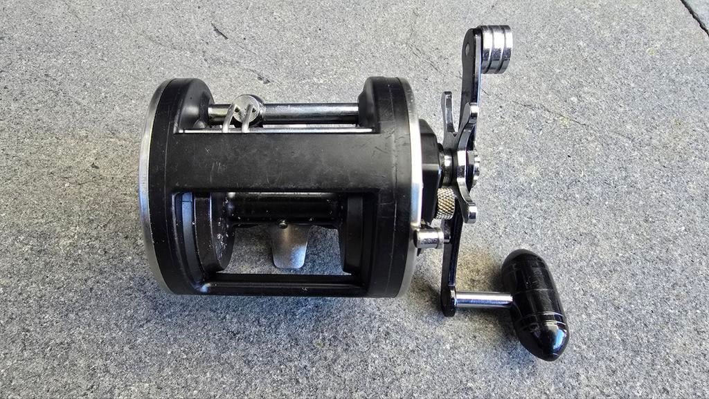 Molen / Reel voor vishengel - Penn 320 GTI, Watersport en Boten, Ophalen, Molen