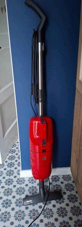Miele steelstofzuiger, Gebruikt, Miele, Steelstofzuiger, Ophalen