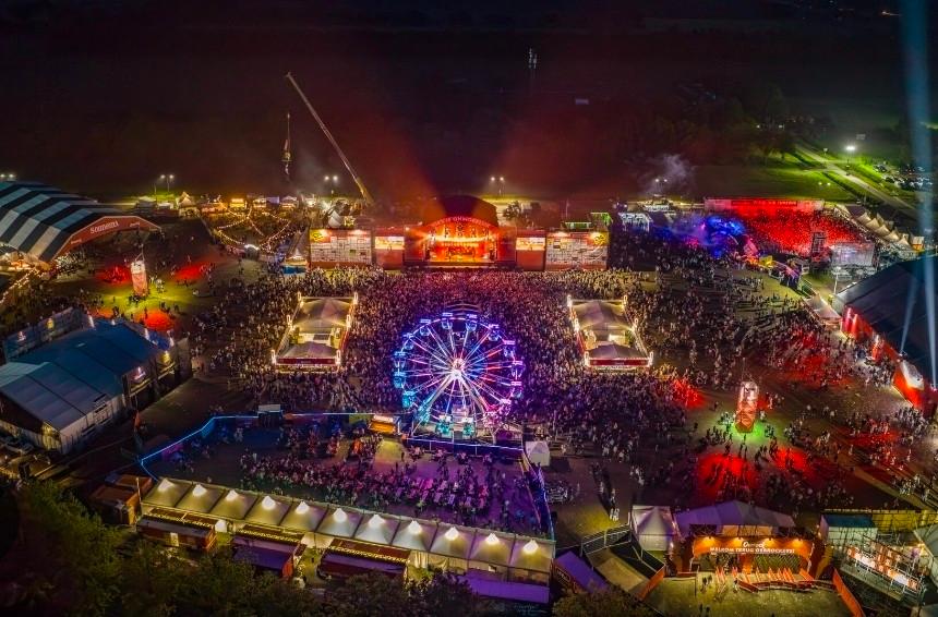 Oerrock Festival 2026 2x vrijdag tickets, Tickets en Kaartjes, Eén persoon