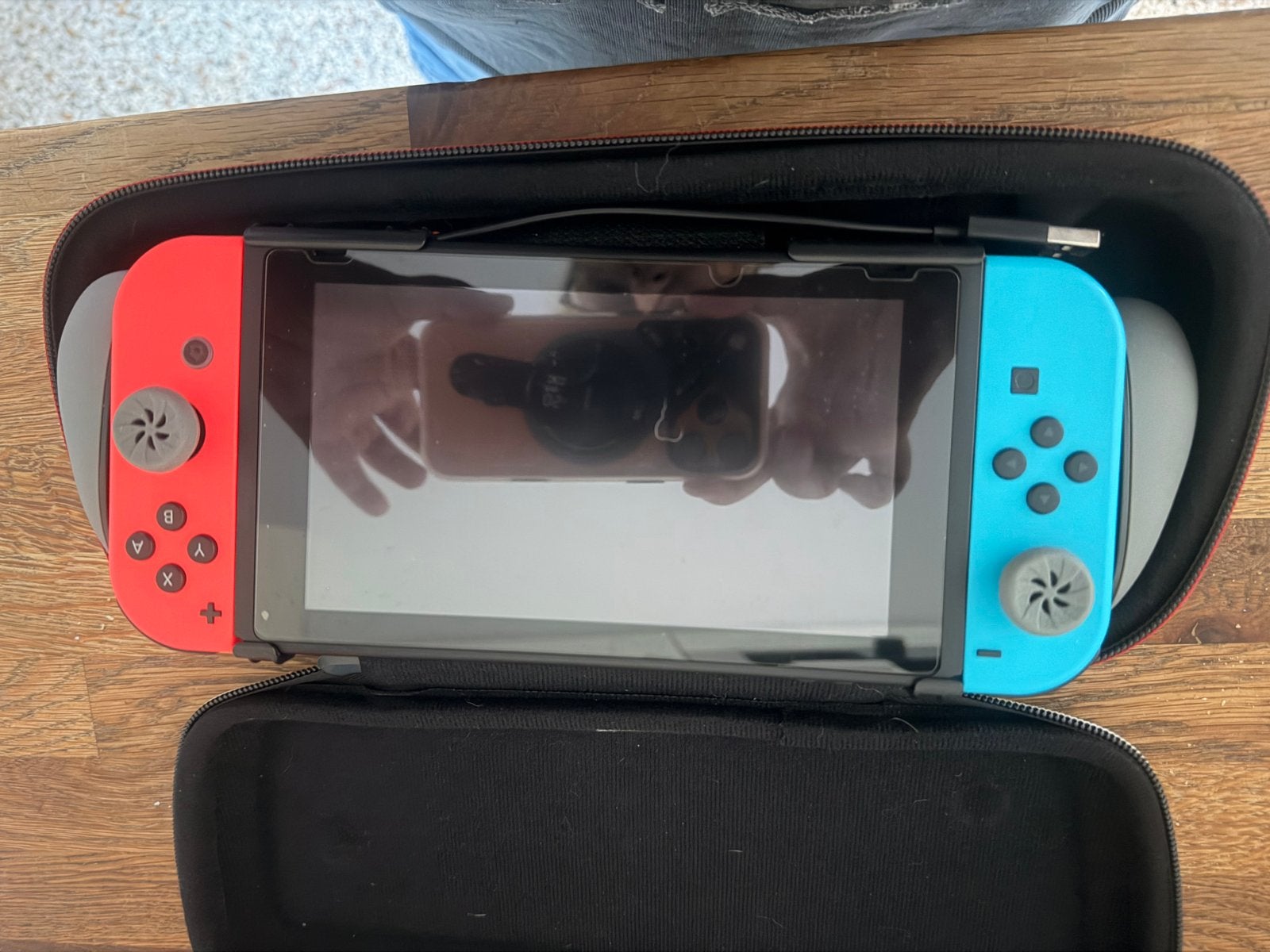 NINTENDO SWITCH in absolute nieuwstaat + accessoires, Met games, Met 2 controllers, Nieuw, Ophalen of Verzenden